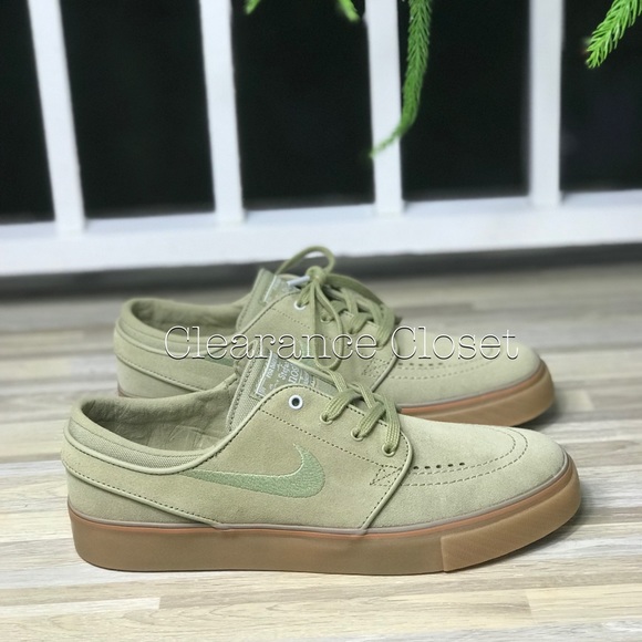 NWT Nike SB Zoom Janoski NEUTRAL OLIVE WMNS - Picture 2 of 7